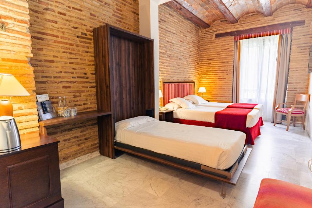 Ad Hoc Monumental 1881 - Resim 30