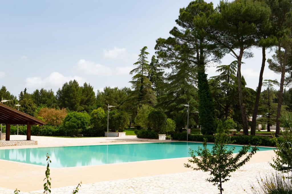 Bazén v ubytování WINE RESORT LE VIGNE AL CASTELLO nebo v jeho okolí
