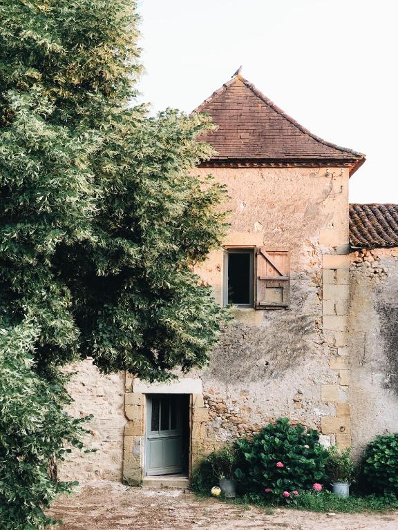 Το κτήριο όπου στεγάζεται  το bed & breakfast