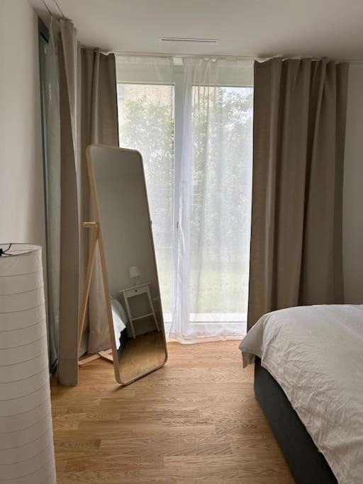 Cozy Modern Charm in Winterthur - Resim 2