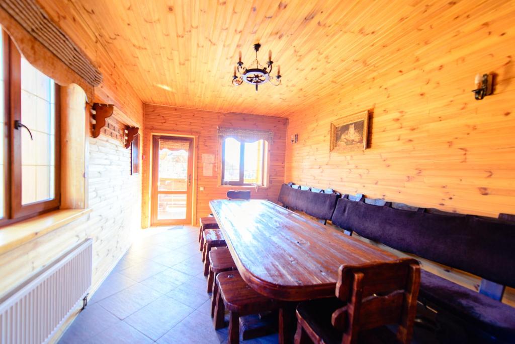 Petrovskyi Brovar photo