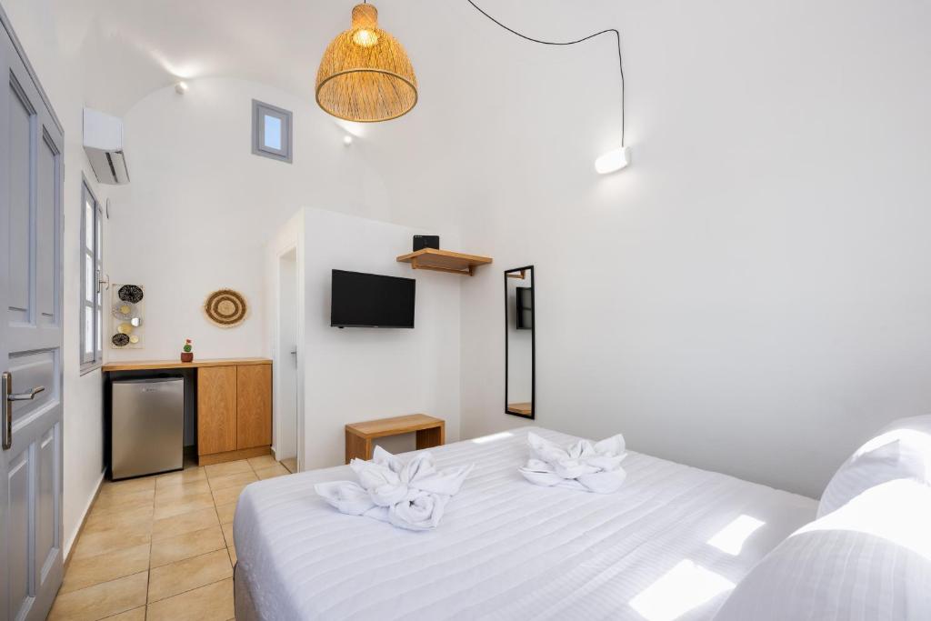 Hillside Elegance - 12