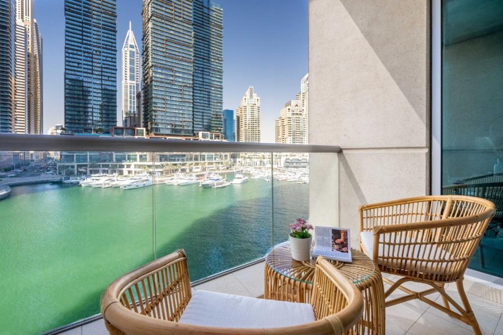 GuestReady - Right on the Waterfront - Two-Bedroom Apartment