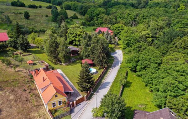 Príroda v okolí dovolenkového domu