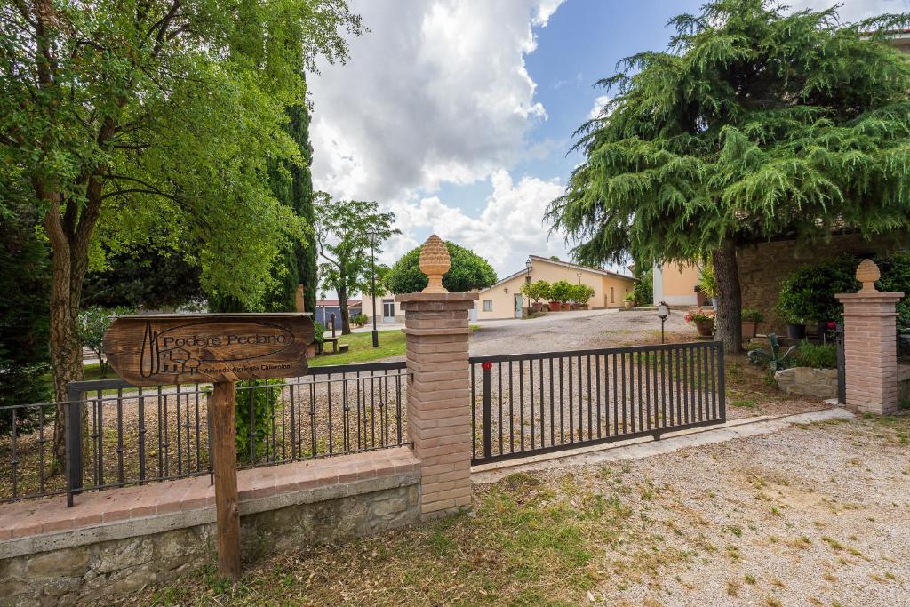 Ogród w obiekcie Agriturismo Fattoria Podere Peciano
