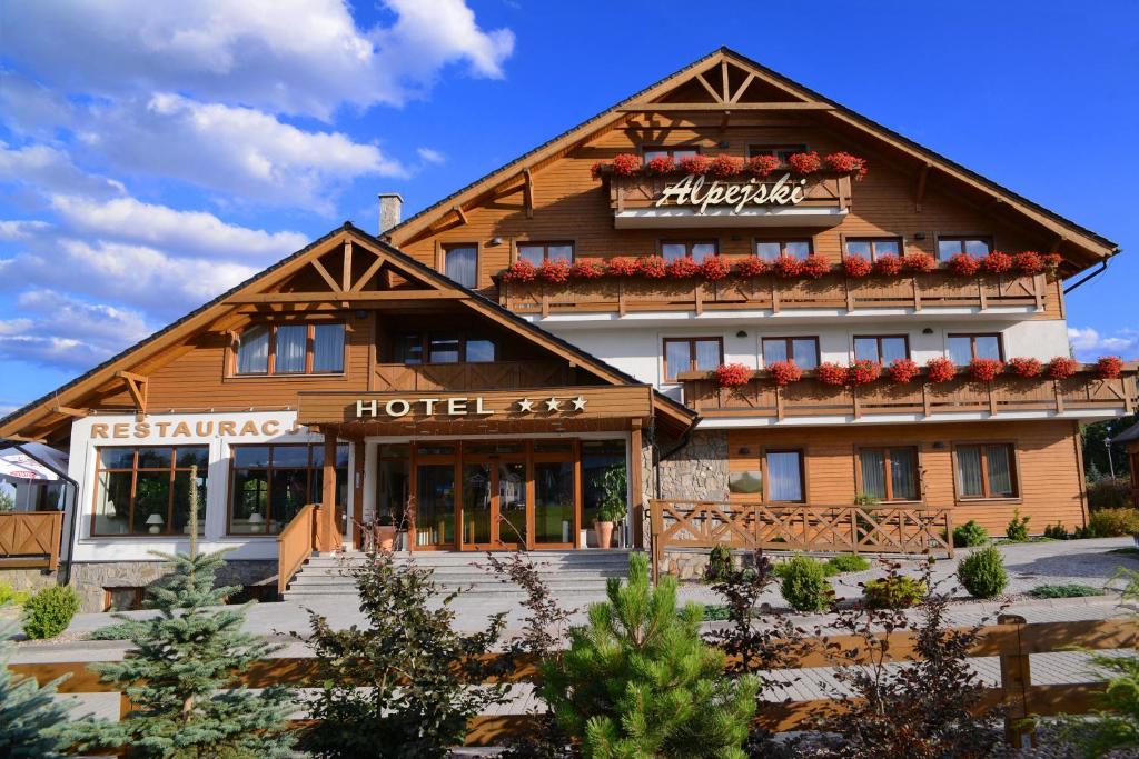 Budova, v ktorej sa hotel nachádza