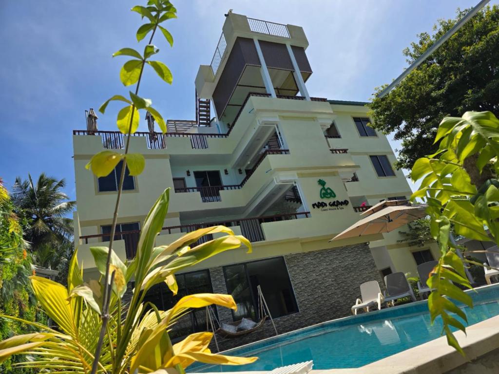 Bazén v ubytování Madi Grand Maldives nebo v jeho okolí