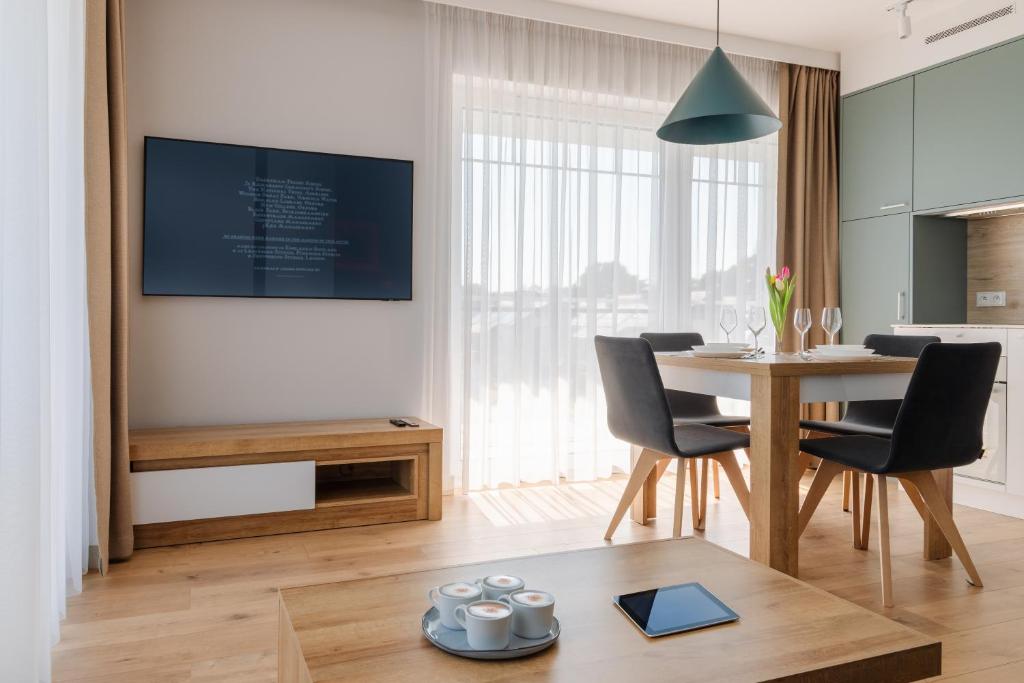 Port Krynica, Sun & Snow - Two-Bedroom Apartment