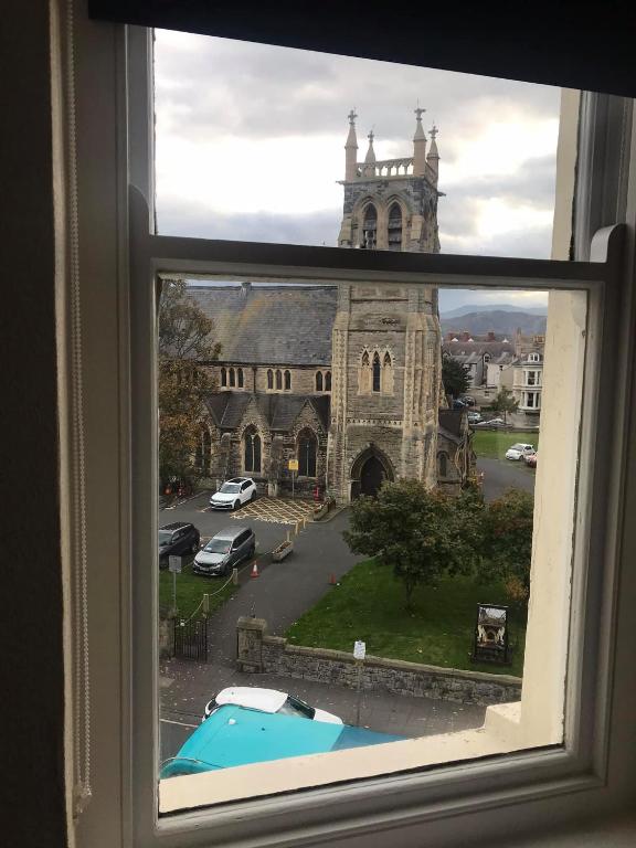 The New Alexandra Hotel - Resim 44