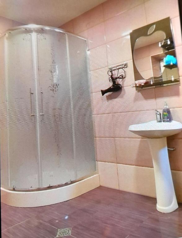Koupelna v ubytování Gues House Aisi