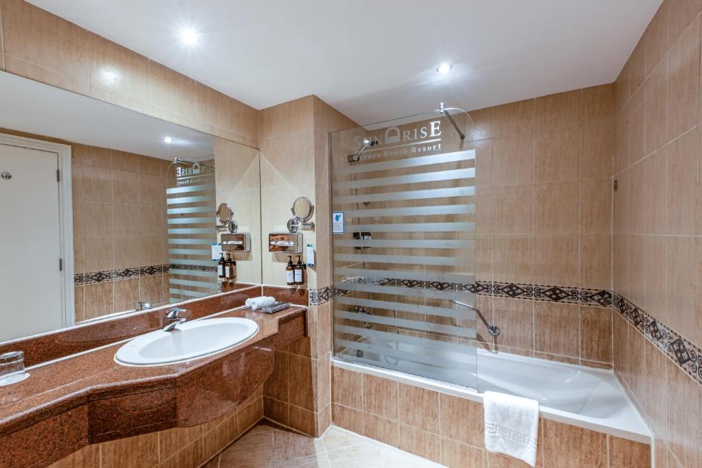 Sunrise Garden Beach Resort - 14