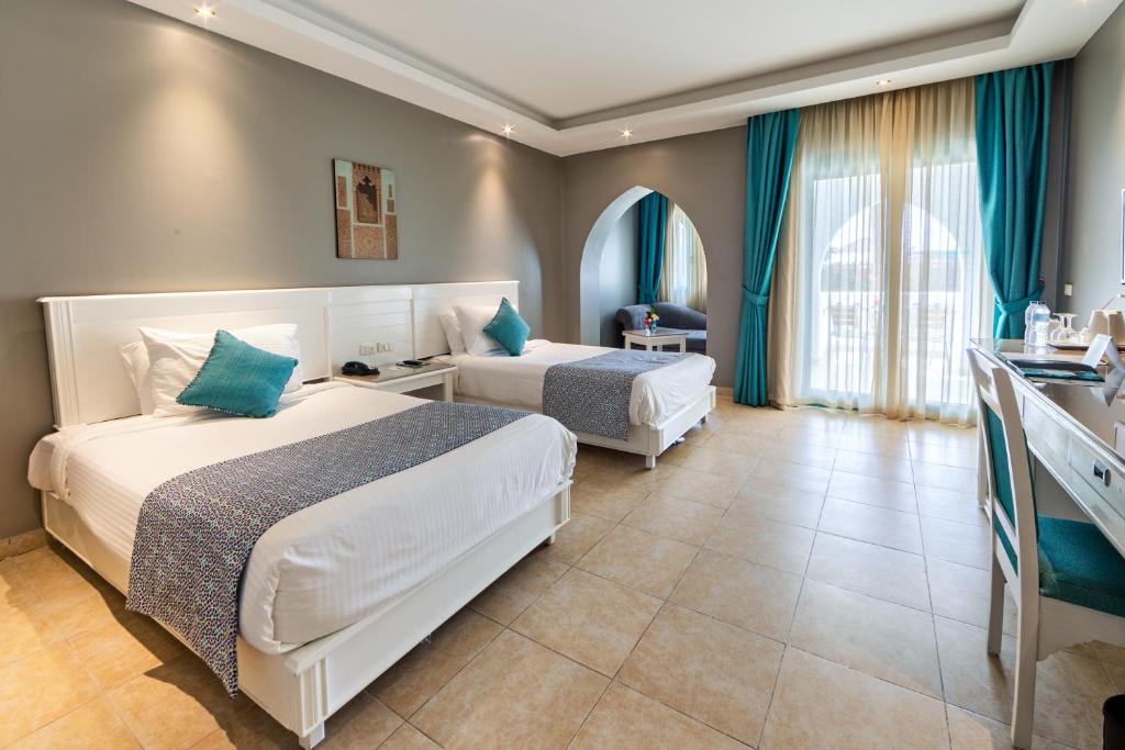 Sunrise Garden Beach Resort - 12