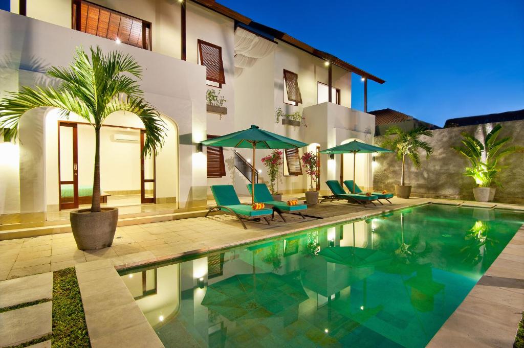 Piscine de l'établissement Villa Amalia ou située à proximité