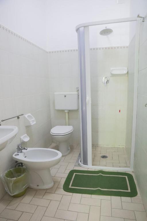 Koupelna v ubytování Hotel Cesotta