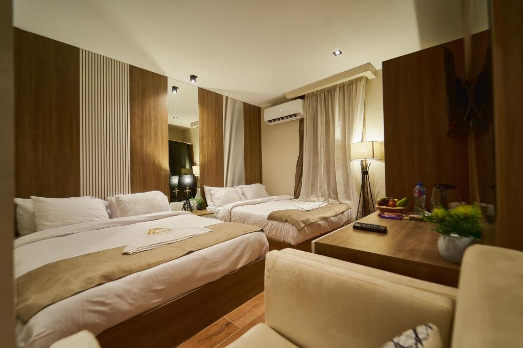 PANORAMA view pyramids - Sala Quadruplas Duplex