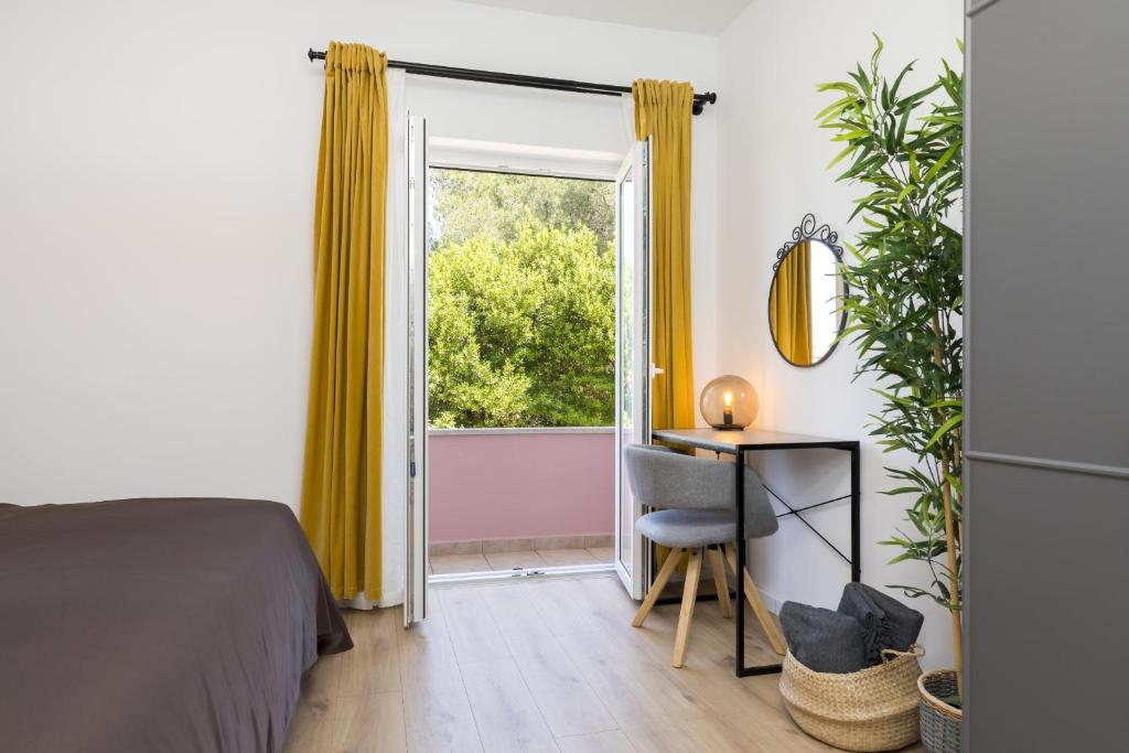 Apartments Laura - Apartamento De Um Quarto Com Varanda E Terraço