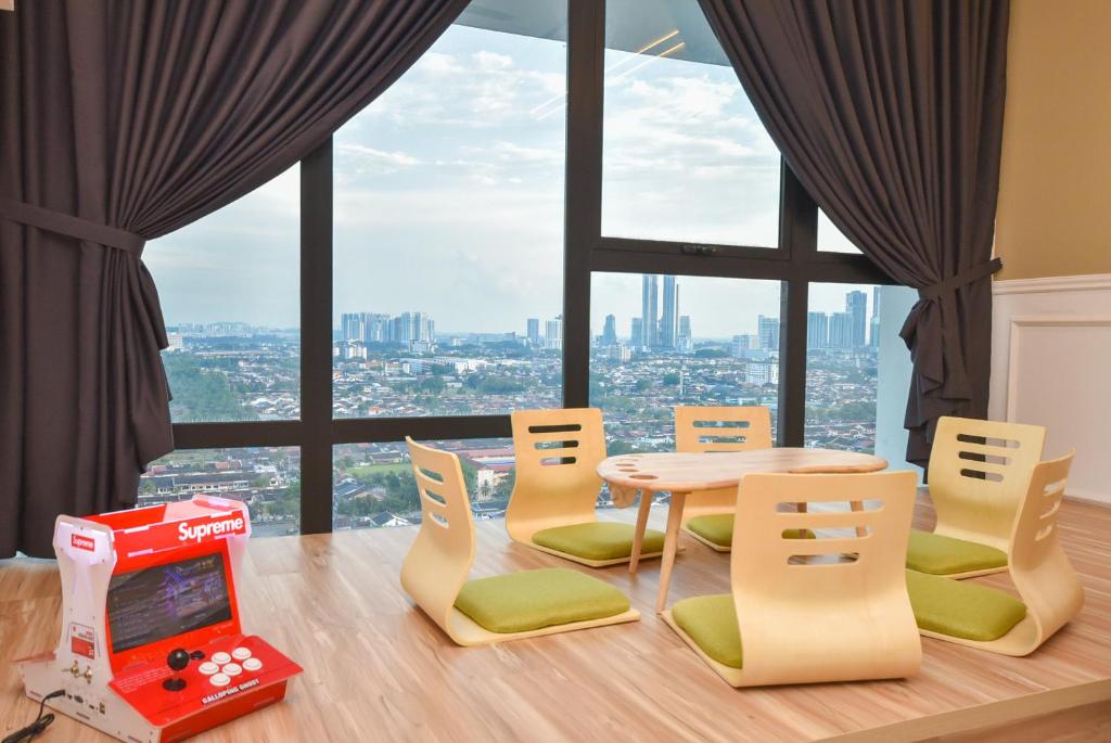 Midvalley Southkey Mosaic Suite by Nest Home - Apartamento De Tres Dormitorios Con Bañera 8 Pax