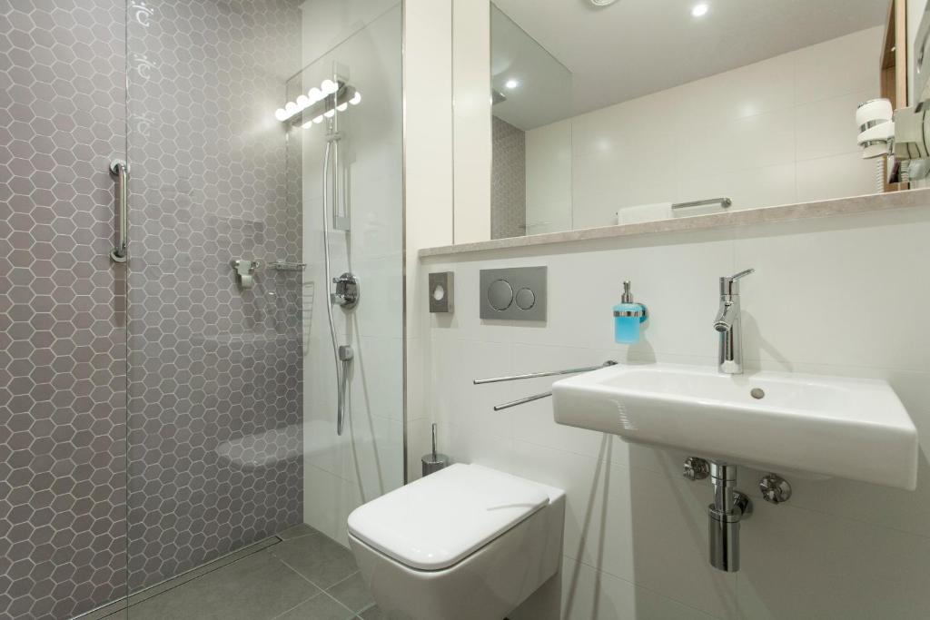 Hotel Carol - Resim 16