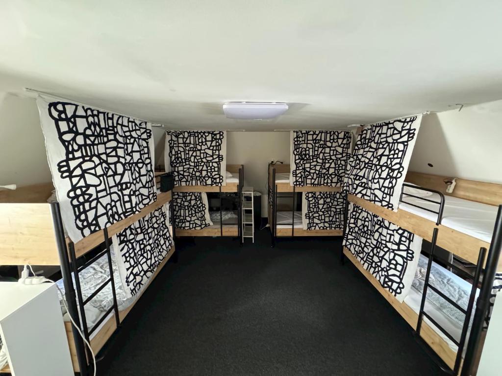 Kuchyň nebo kuchyňský kout v ubytování Hostel John Galt