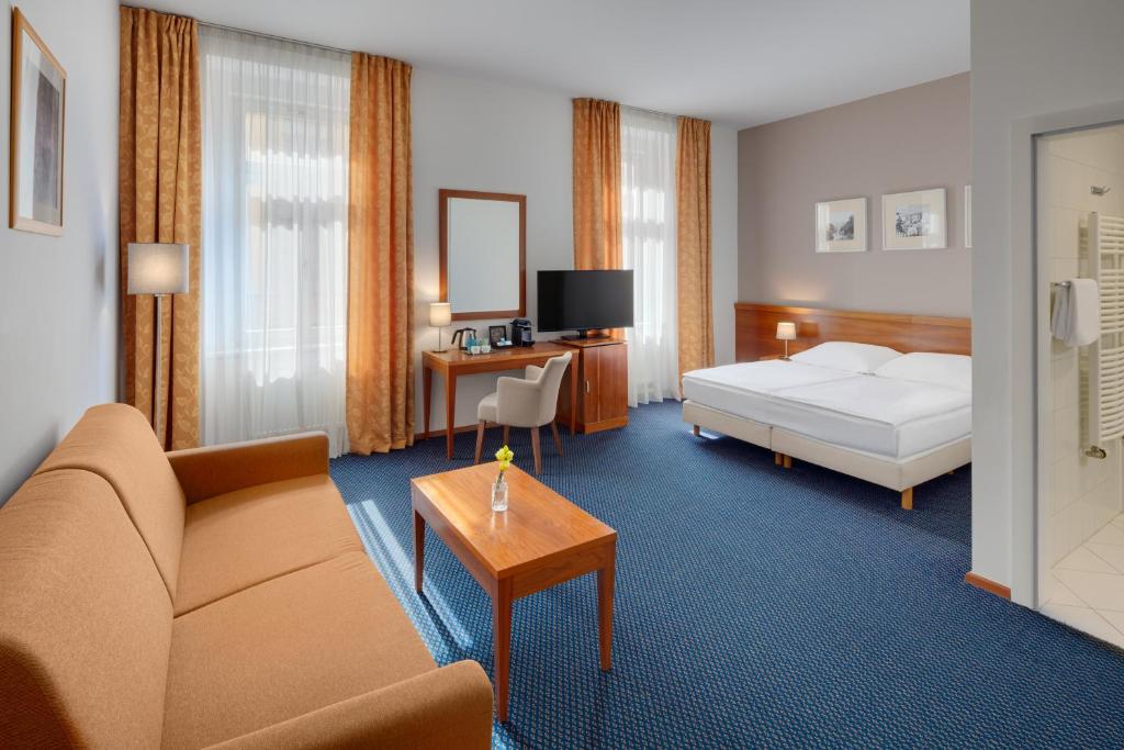 Hotel Carol - Resim 18