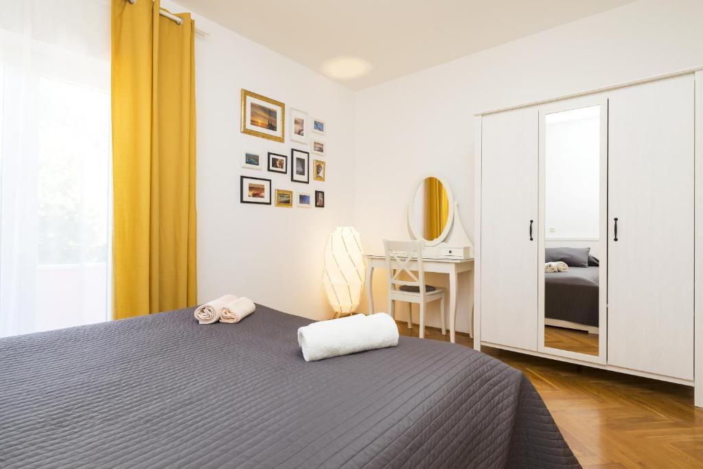 Apartments Laura - Apartamento Con Terraza