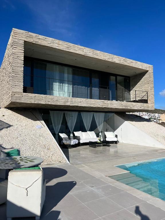 Bazén v ubytování Amazing Villa in Benalmadena nebo v jeho okolí