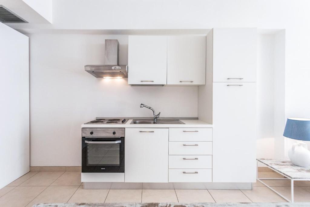 19 Summer Suites - Standard Studio