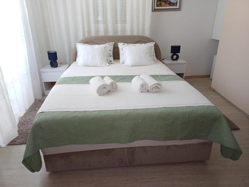 Postel nebo postele na pokoji v ubytování Private room in the center of Split