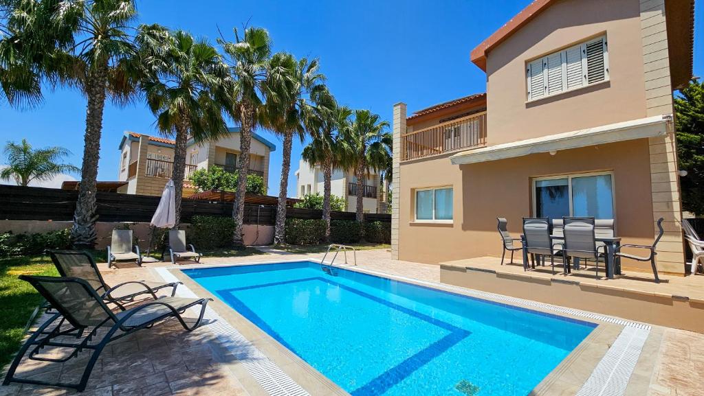 Sunnyside Pool Villa