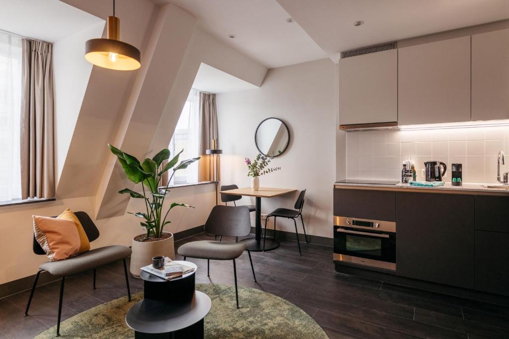 YAYS The Hague Willemspark by Numa - Resim 10