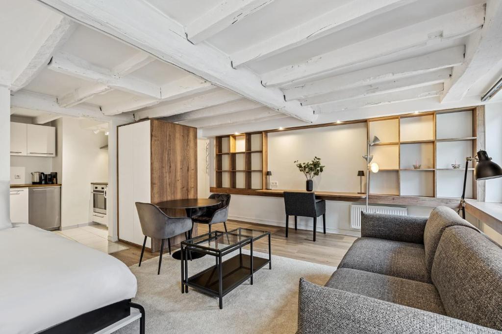 Serene Haven on Rue du Nord - Resim 1