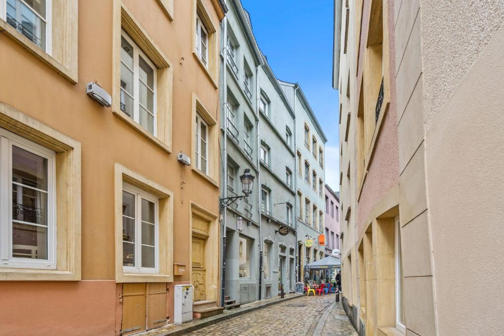 Serene Haven on Rue du Nord - Resim 6