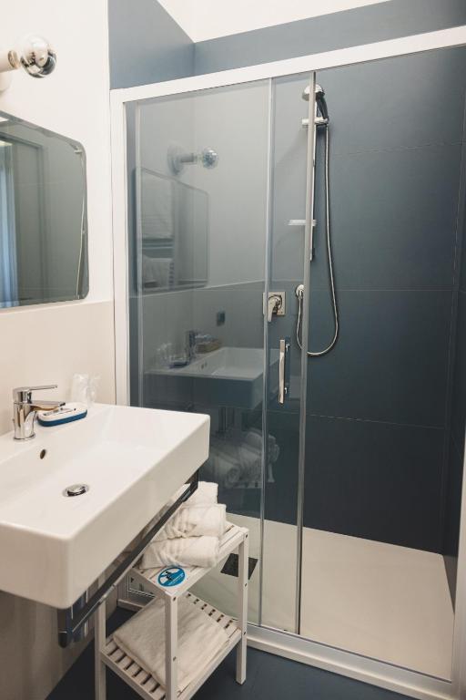 Koupelna v ubytování Piazza Verdi B&B