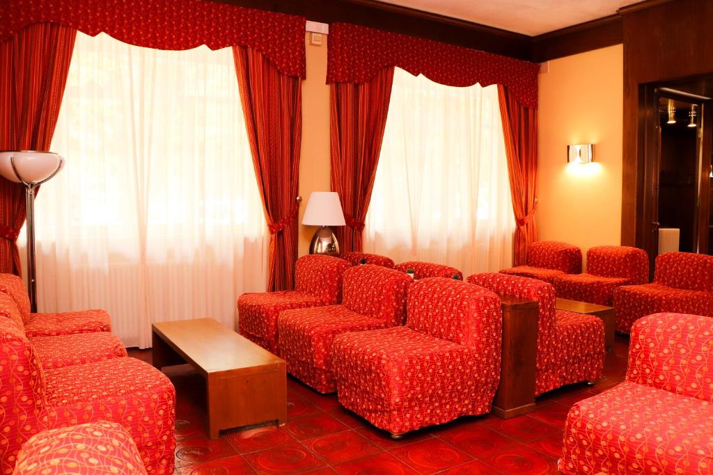 Posezení v ubytování Hotel Garni del Lago