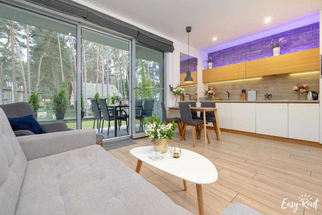 Kuchyň nebo kuchyňský kout v ubytování Nowoczesny apartament Grunwaldzka 12 - D3 - 50m od plaży