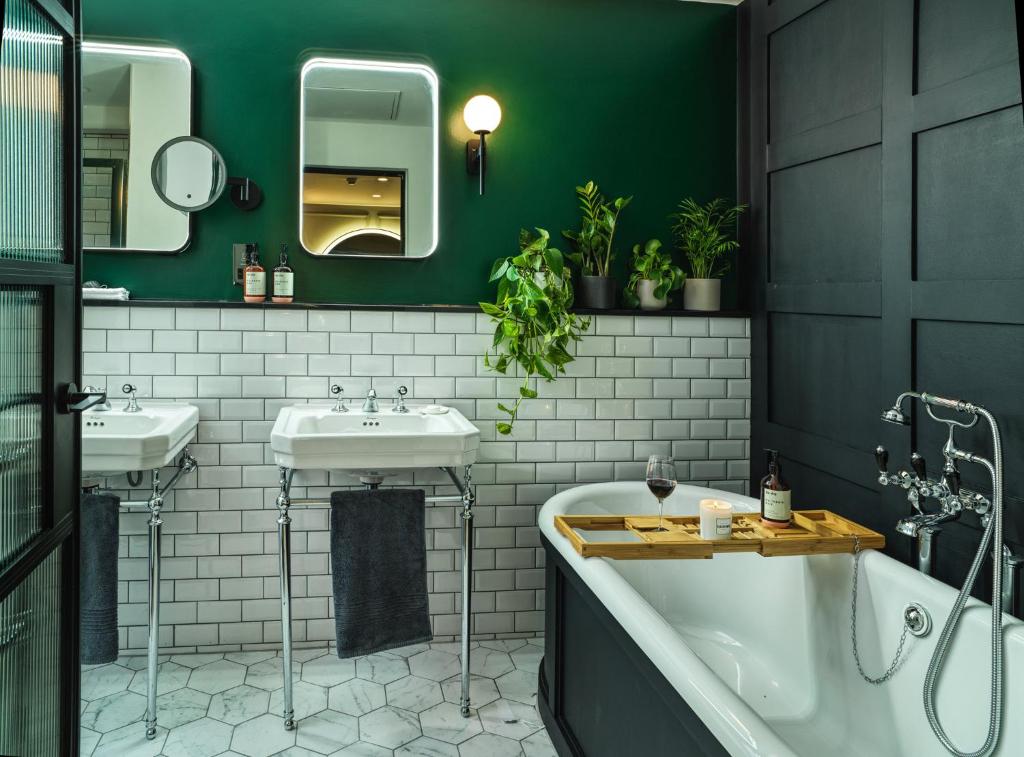 Kimpton Clocktower by IHG - Resim 25