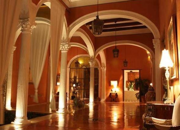 Posezení v ubytování Hotel Hacienda Mérida VIP