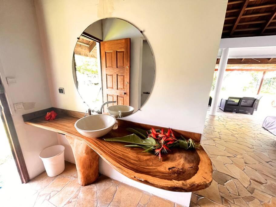 Raimanu Lodge - Climatisation, Fibre, Accès Plage, Parking Privé - photo 3 - Moorea, Polynésie