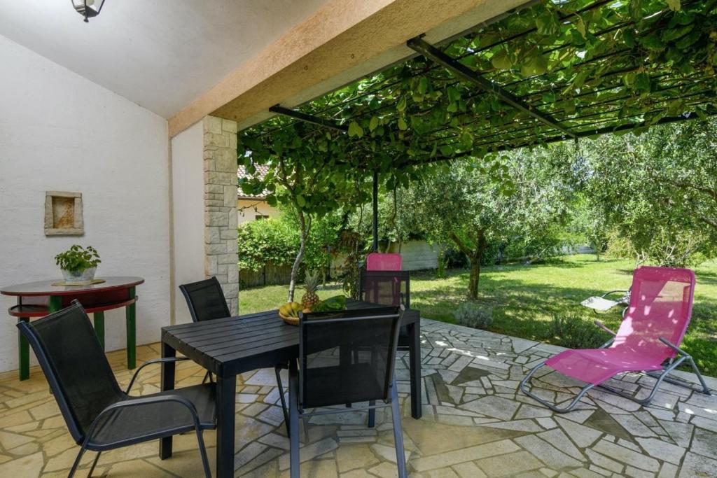 Vonkajšia záhrada v ubytovaní Istria Rosa in Pula - Istrien