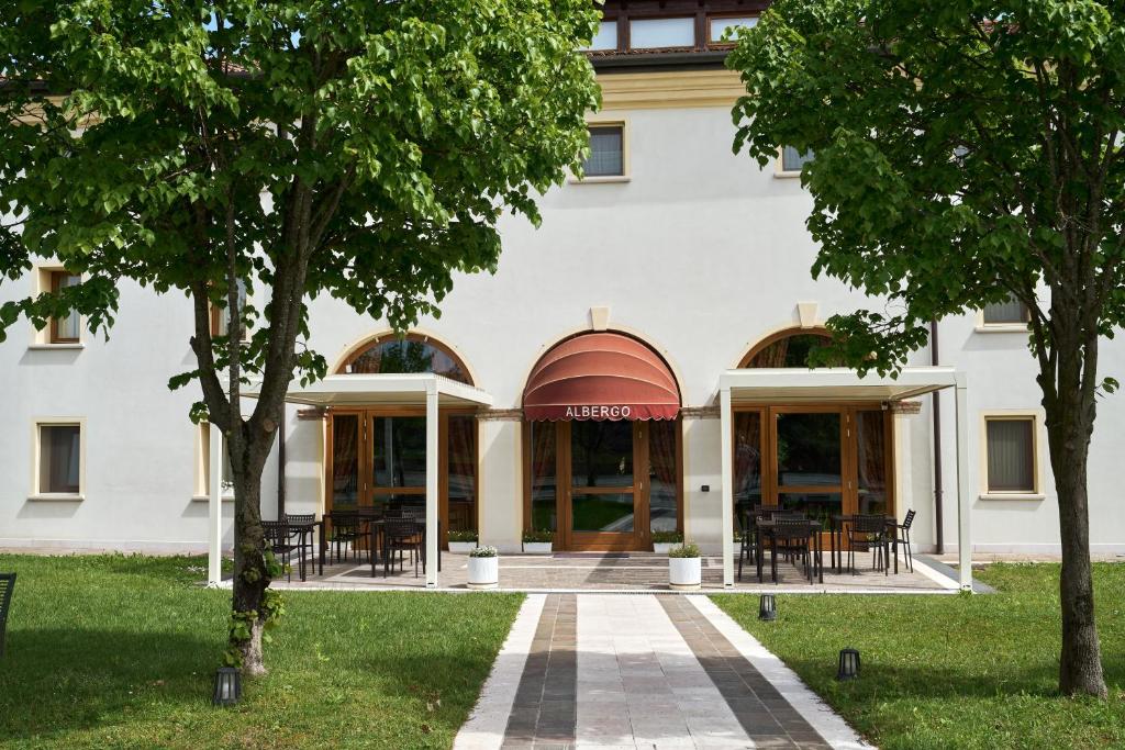 Exteriér nebo vchod ubytování Albergo Antica Corte Marchesini