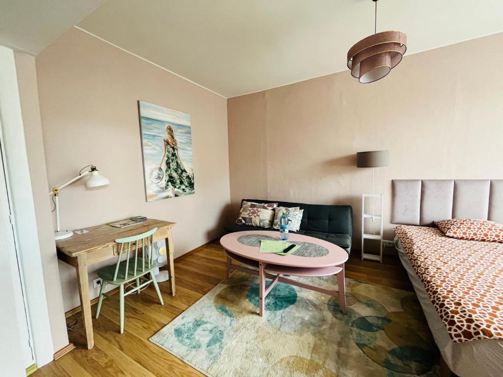 Ένα ή περισσότερα κρεβάτια σε δωμάτιο στο Maria Apartment Tolli