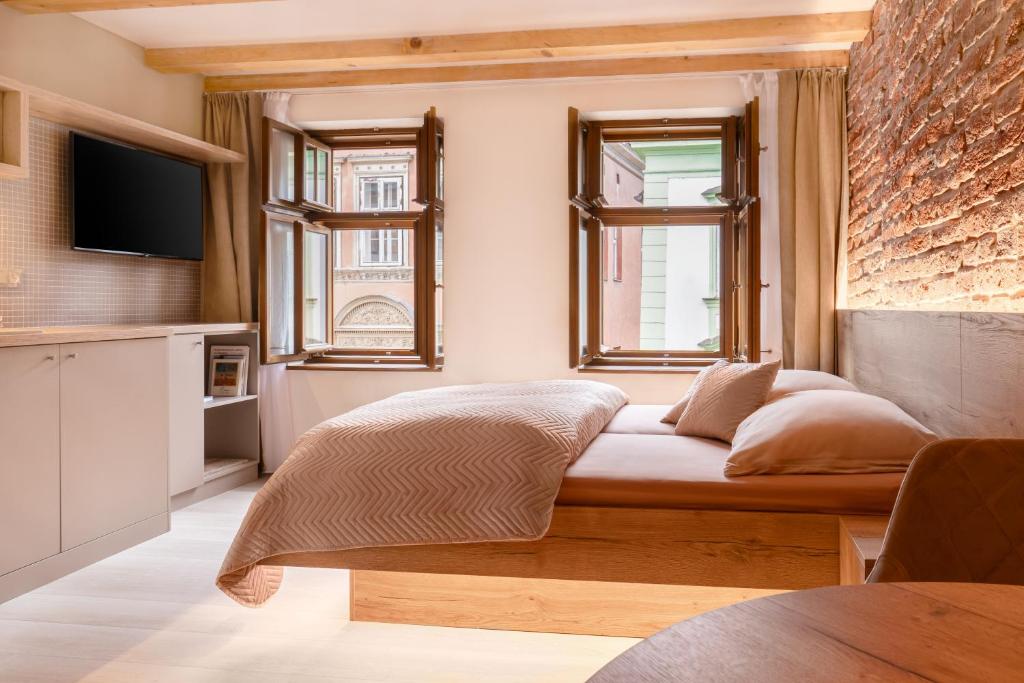 White Wolf Boutique Apartments - 19