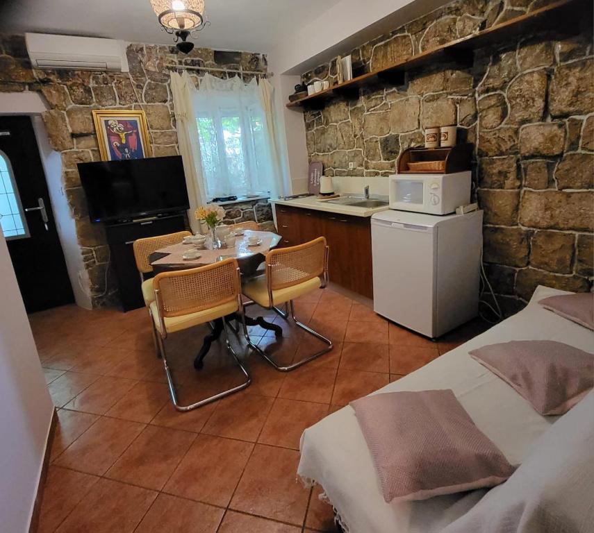 Afbeelding uit fotogalerij van Ankora in Omiš