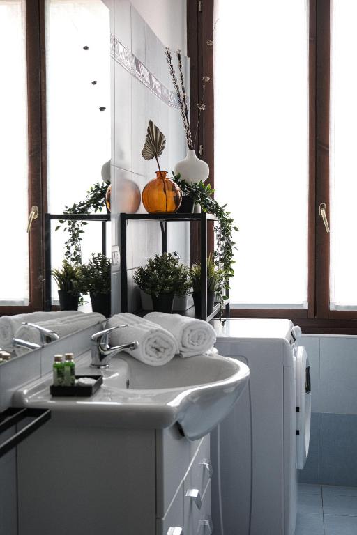 Winter Sports Events 2026 - CharmEscape OldTown - 6 min walk to BerninaExpress - 9