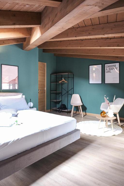 Winter Sports Events 2026 - CharmEscape OldTown - 6 min walk to BerninaExpress - 11