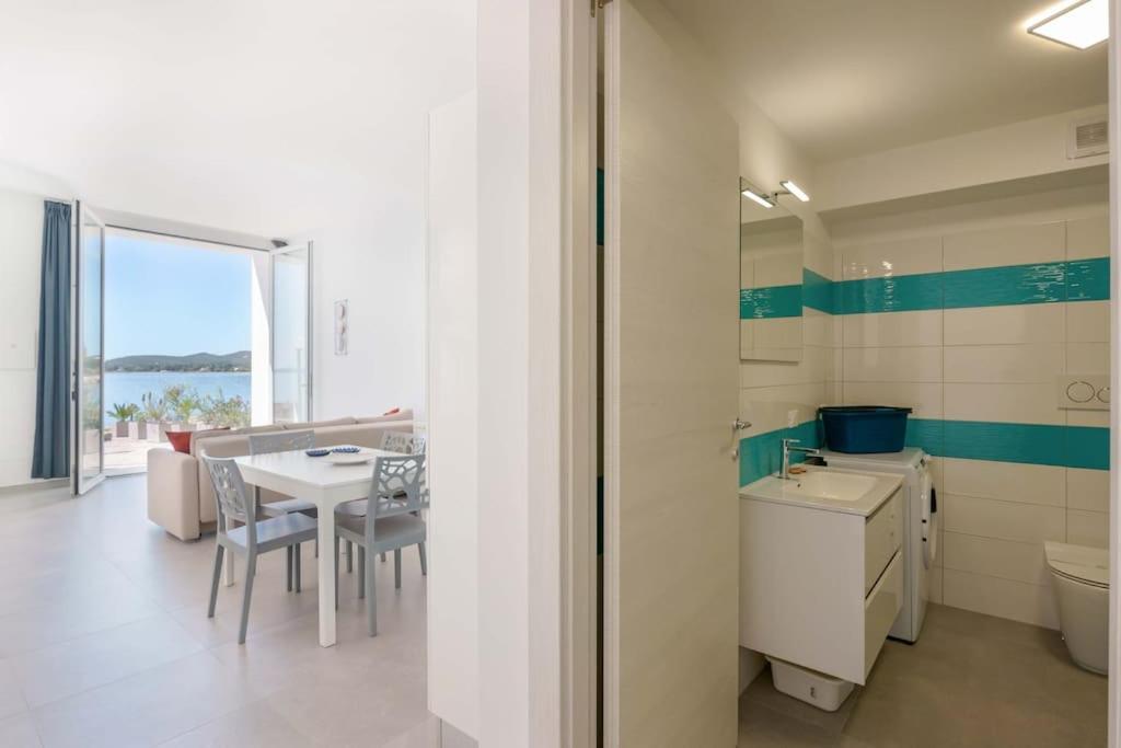 Kuchyň nebo kuchyňský kout v ubytování Il Delfino Guest House