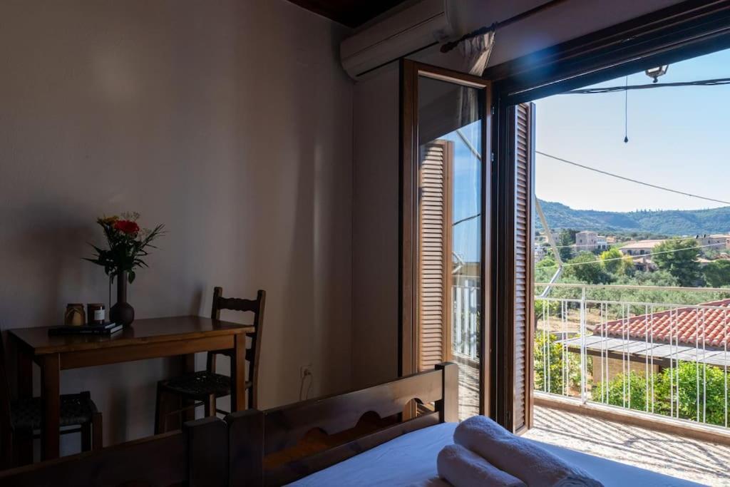 Nespecifikovaný výhled na hory nebo výhled na hory při pohledu z apartmánu