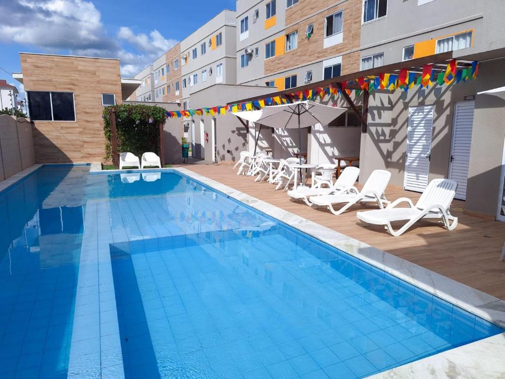 Swimmingpoolen hos eller tæt på Apartamento em Campina Grande