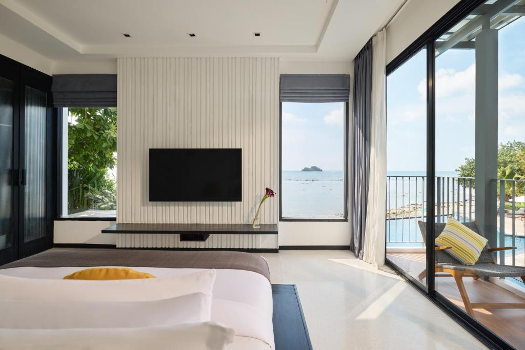 TV a/nebo společenská místnost v ubytování The Chill Resort and Spa, Koh Chang