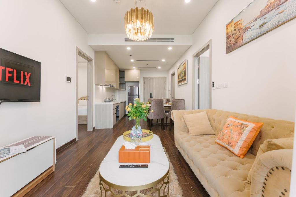 Rosee House - Luxury Residence in Masteri West Heights ,Vinhomes Smart City - Apartamento De 2 Quartos Com Varanda